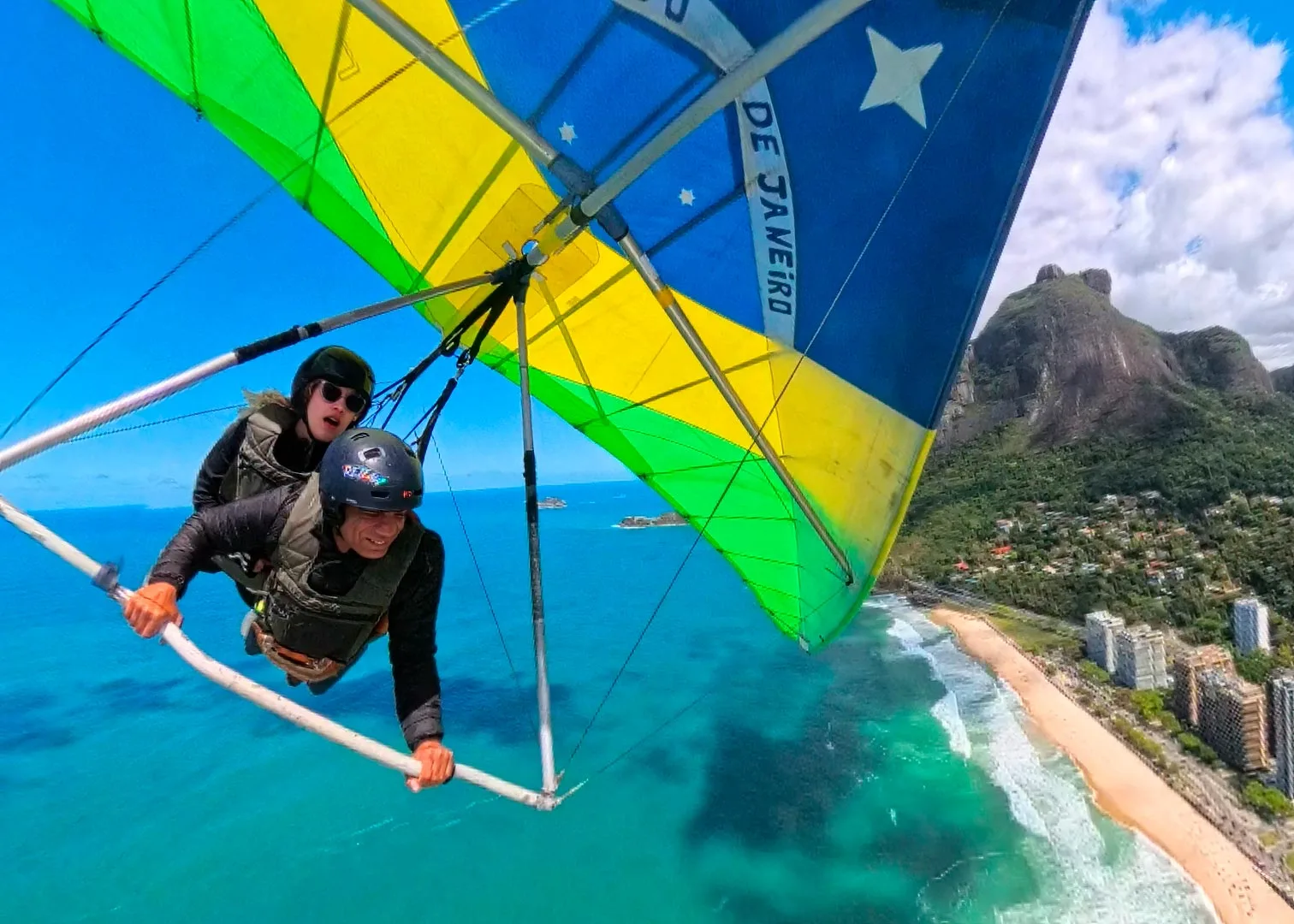 Voo duplo de Asa delta no Rio de Janeiro