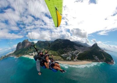 Voo duplo de parapente no Rio de Janeiro